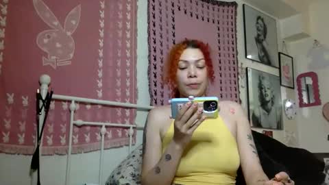 Snapshot of honeyruby chatting on 25, 5, 2026 Ruby Sparks online show from 25, 5, 2026