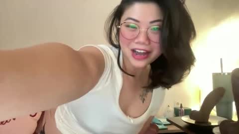 HoneySunshineNeko online show from 12, 5, 2026