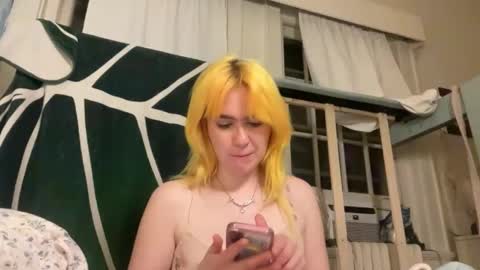Snapshot of honeyxlimbed chatting on 21, 4, 2026 Emi Rose online show from 21, 4, 2026