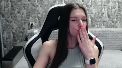 Nancy online show from 24, 2, 2025