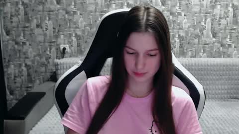Nancy online show from 4, 3, 2025