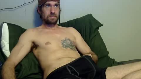 hoodedcricket online show from 15, 4, 2026