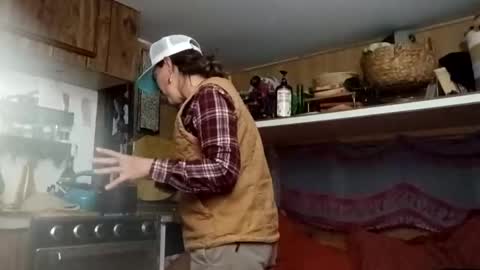 Snapshot of hoodoou chatting on 1, 2, 2026 hoodoou online show from 1, 2, 2026