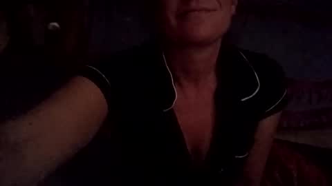 hoodoou online show from 8, 4, 2026