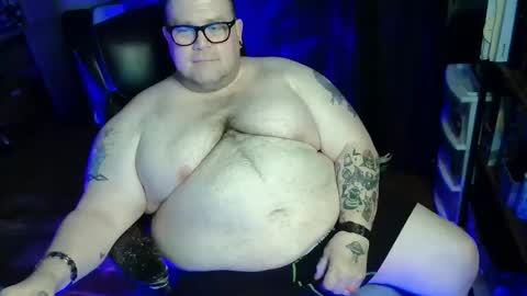 Snapshot of hoosierdaddyxl chatting on 22, 5, 2026 Sir online show from 22, 5, 2026