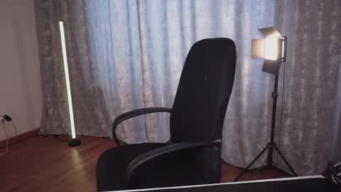 Karina online show from 10, 3, 2026