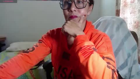 Snapshot of horny_and_daring chatting on 4, 5, 2026 horny and daring online show from 4, 5, 2026