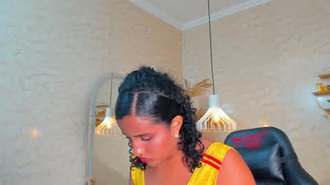 Horny Curls  online show from 28, 6, 2026