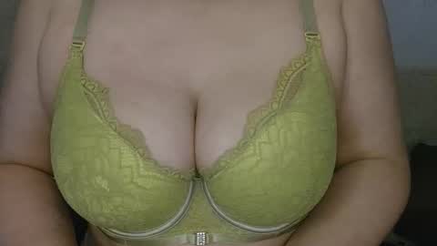 call me emily online show from 17, 12, 2025