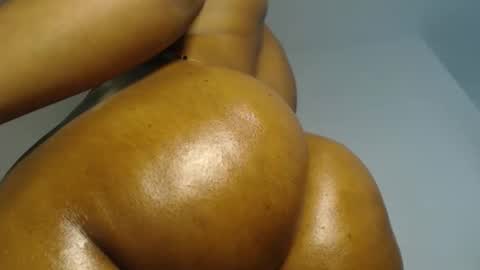 Snapshot of horny_iris chatting on 27, 5, 2026 Iris online show from 27, 5, 2026