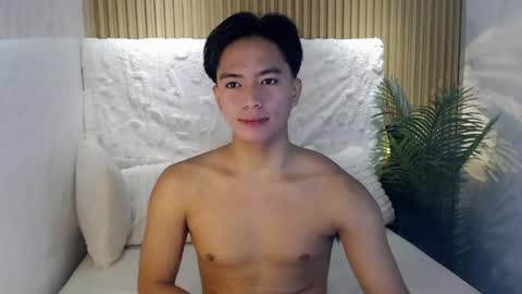 Snapshot of horny_jamesxx chatting on 20, 5, 2026 cum boy james online show from 20, 5, 2026