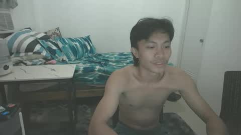 horny_kent4u online show from 16, 4, 2026