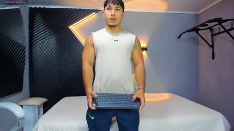Snapshot of horny_nick18 chatting on 21, 4, 2026 horny_nick18 online show from 21, 4, 2026