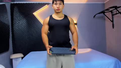 Snapshot of horny_nick18 chatting on 5, 5, 2026 horny_nick18 online show from 5, 5, 2026