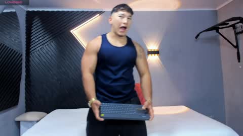 Snapshot of horny_nick18 chatting on 13, 5, 2026 horny_nick18 online show from 13, 5, 2026