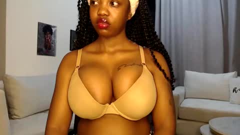 horny_princcess online show from 28, 10, 2025