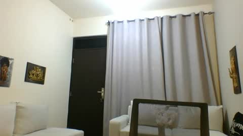 horny_princcess online show from 14, 6, 2026