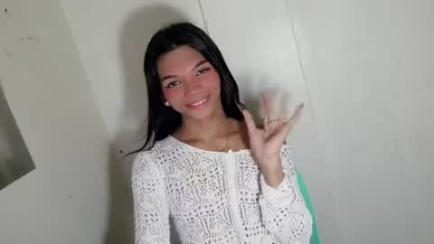 Snapshot of horny_rhiana chatting on 11, 6, 2026 Rhiana online show from 11, 6, 2026