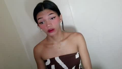 Snapshot of horny_rhiana chatting on 12, 6, 2026 Rhiana online show from 12, 6, 2026