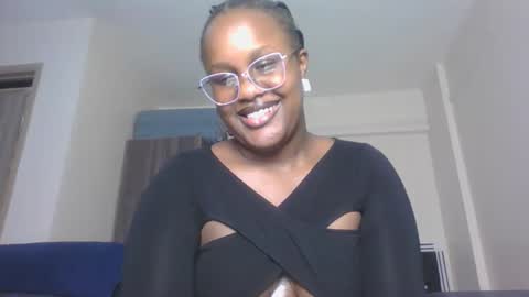 Snapshot of horny_sexxy_babe chatting on 20, 5, 2026 Lucy online show from 20, 5, 2026