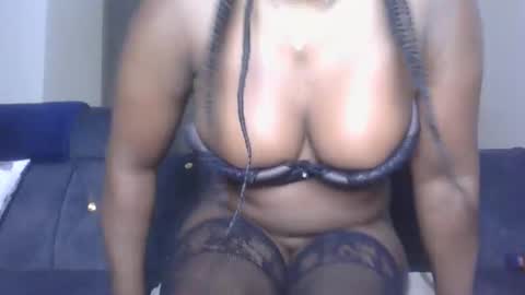 Snapshot of horny_sexxy_babe chatting on 22, 5, 2026 Lucy online show from 22, 5, 2026