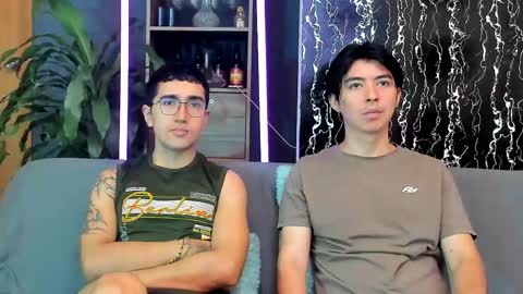 Snapshot of horny_twinks_guys chatting on 19, 5, 2026 Alex and Camilo online show from 19, 5, 2026