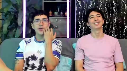 Snapshot of horny_twinks_guys chatting on 7, 7, 2026 Alex and Camilo online show from 7, 7, 2026