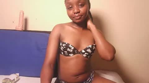 Snapshot of horny_wet_baby chatting on 1, 6, 2026 Bellah online show from 1, 6, 2026