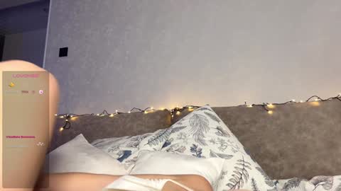 Snapshot of hornybunnyss chatting on 16, 12, 2024 Sonya online show from 16, 12, 2024