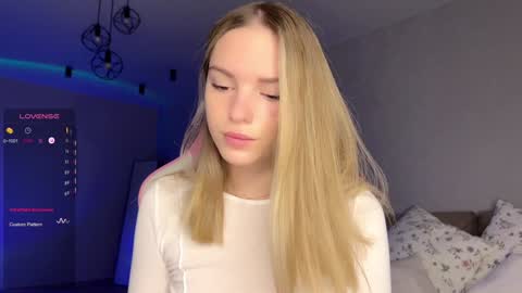 Snapshot of hornybunnyss chatting on 19, 1, 2025 Sonya online show from 19, 1, 2025