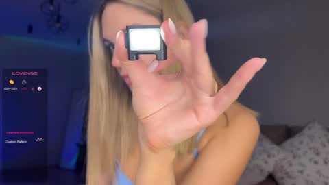 Snapshot of hornybunnyss chatting on 3, 2, 2025 Sonya online show from 3, 2, 2025