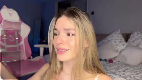 Snapshot of hornybunnyss chatting on 17, 2, 2025 Sonya online show from 17, 2, 2025