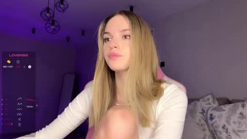 Snapshot of hornybunnyss chatting on 23, 2, 2025 Sonya online show from 23, 2, 2025
