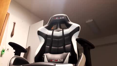 hornycock_1993 online show from 4, 1, 2025