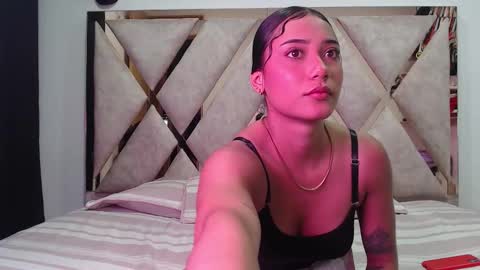 Snapshot of hornygirl_20000 chatting on 12, 10, 2025 hornygirl_20000 online show from 12, 10, 2025