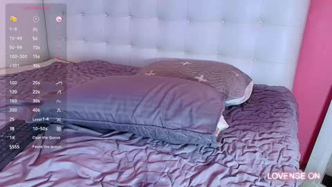 Snapshot of hornyhousekeeper_ chatting on 18, 12, 2024 Valentina online show from 18, 12, 2024