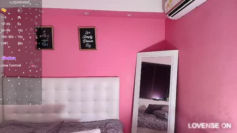 Snapshot of hornyhousekeeper_ chatting on 9, 1, 2025 Valentina online show from 9, 1, 2025
