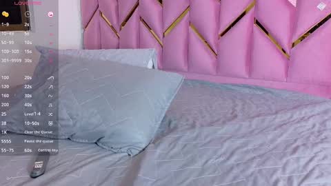 Snapshot of hornyhousekeeper_ chatting on 14, 9, 2025 Valentina online show from 14, 9, 2025