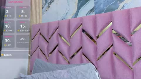 Snapshot of hornyhousekeeper_ chatting on 8, 10, 2025 Valentina online show from 8, 10, 2025