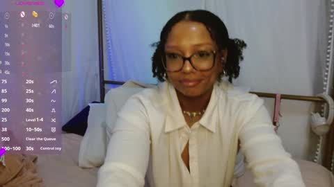 Snapshot of hornylittlehoney chatting on 5, 1, 2025 Horny Little Honey online show from 5, 1, 2025