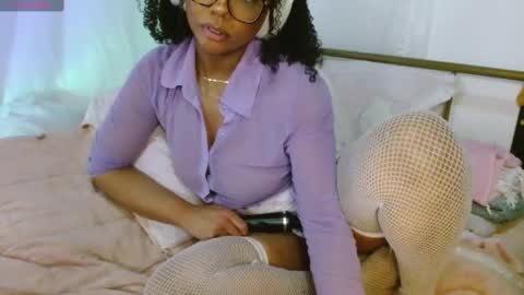 Snapshot of hornylittlehoney chatting on 6, 3, 2025 Horny Little Honey online show from 6, 3, 2025
