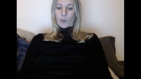 Snapshot of hornyssima chatting on 25, 1, 2025 Hornyssima online show from 25, 1, 2025