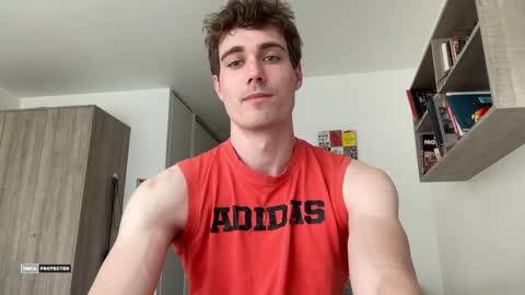hornytwunk01 online show from 18, 5, 2026