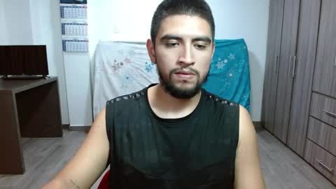 Snapshot of hot__husbands chatting on 16, 5, 2026 hot__husbands online show from 16, 5, 2026
