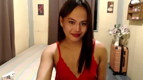 Snapshot of hot_babe0802 chatting on 8, 12, 2024 HANNA online show from 8, 12, 2024