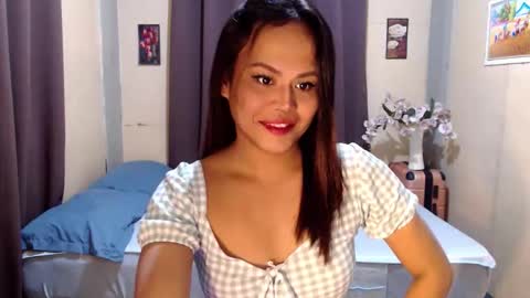 Snapshot of hot_babe0802 chatting on 24, 9, 2025 HANNA online show from 24, 9, 2025