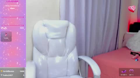 VALENTINA online show from 25, 1, 2025