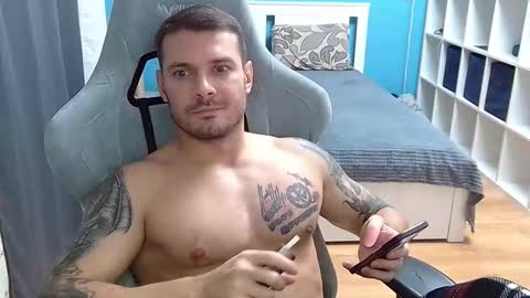 hot_cap_77 online show from 22, 11, 2025