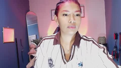 Snapshot of hot_chocolate_4u chatting on 4, 2, 2026 hot chocolate 4u online show from 4, 2, 2026