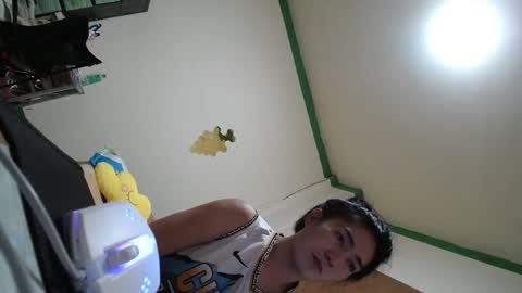 its me CLAUDIA online show from 23, 1, 2025